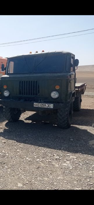 Gaz66 bo'rtavoy moshina