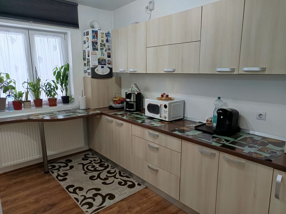Apartament cu 4 camere de vanzare