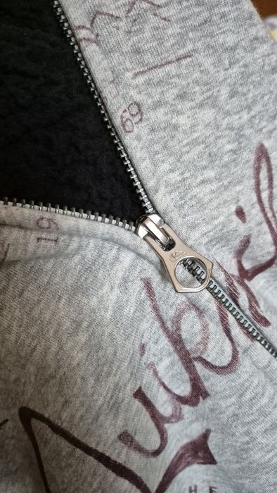 Quiksilver суичър с пухена подплата М