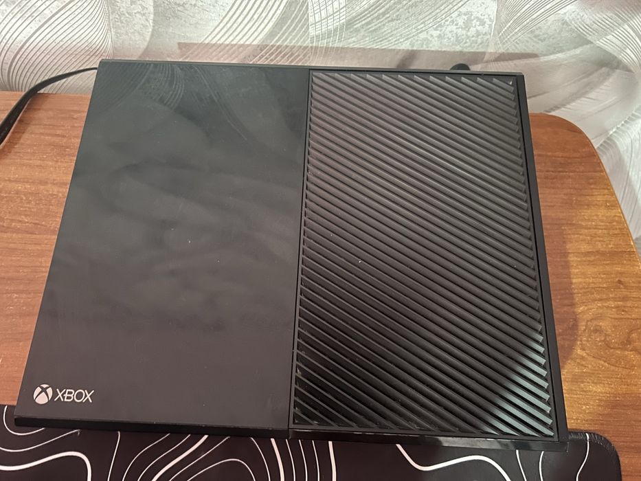 Продам Xbox One