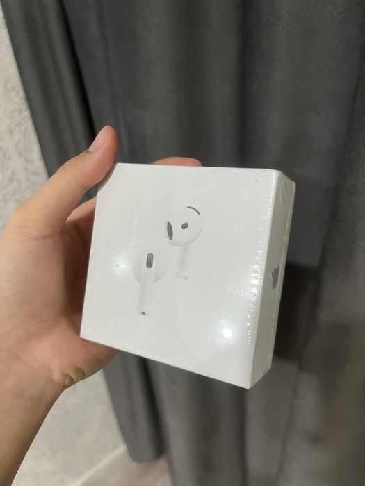 Airpods 4 series