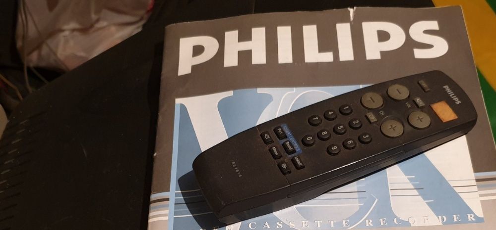 Телевизор PHILIPS (филипс).