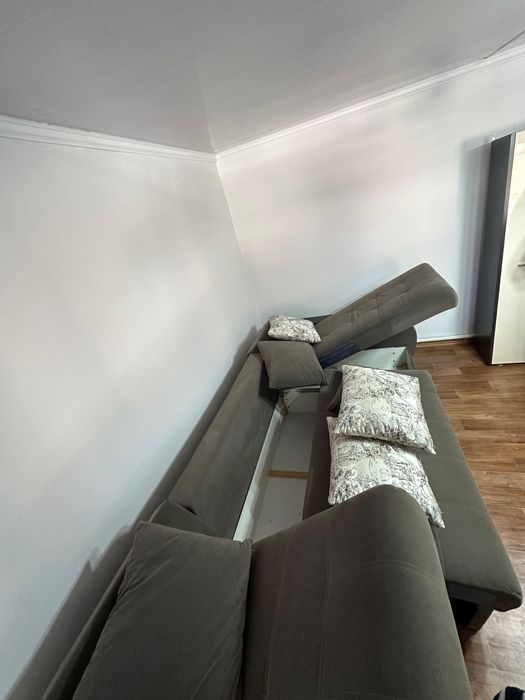 Продам      диван