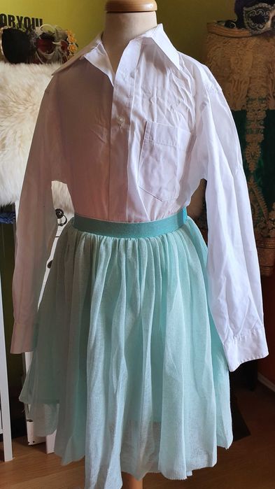 Camasa alba de la C&A varsta 9 ani