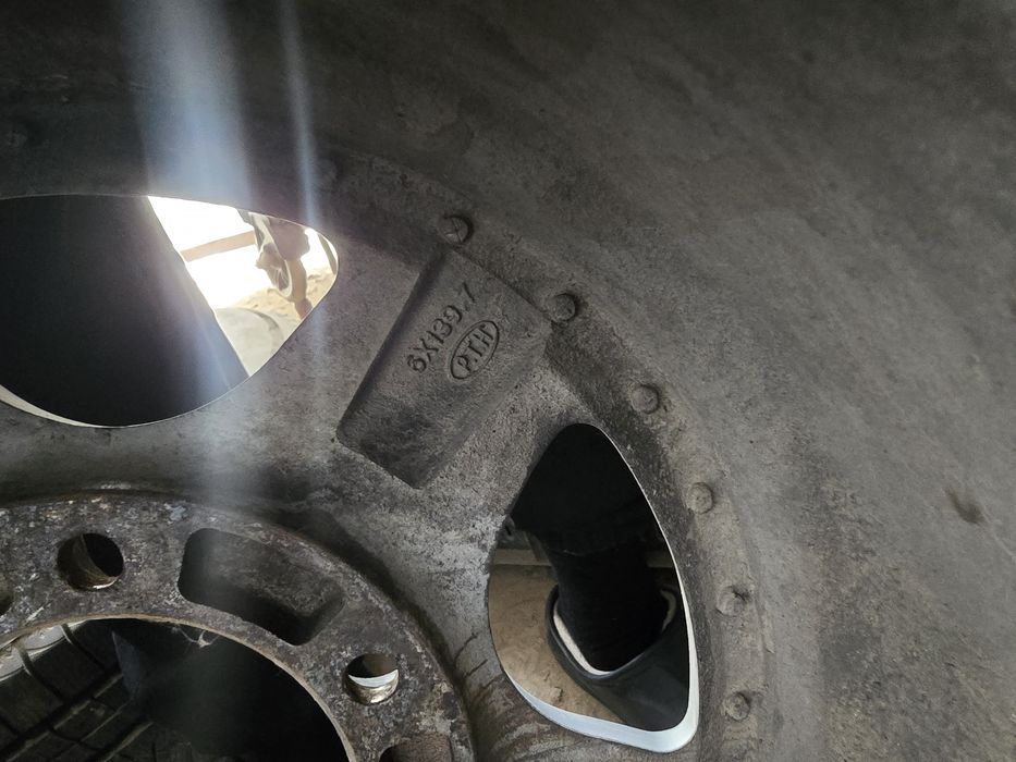 Зимние болоны с дисками на джип