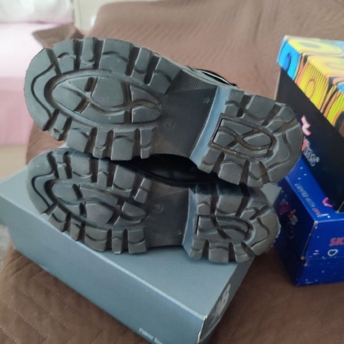 Детски.      боти.