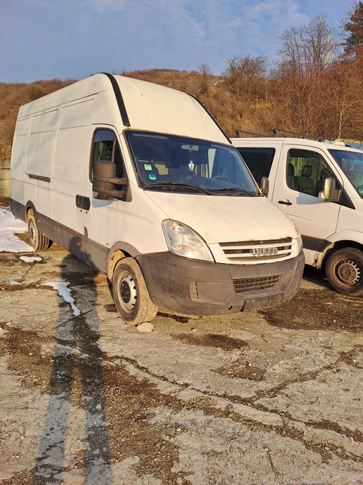 Dezmembrez Iveco daily mot 2.3hpi cutie semiautomata 2009