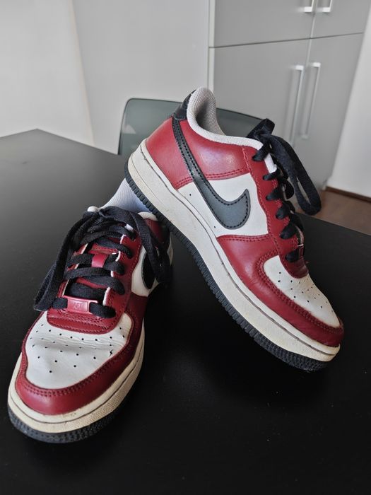 Nike Air Force 1, mărimea 35