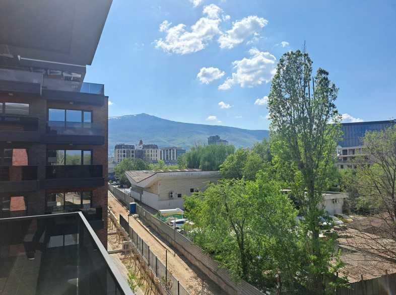 Продава се Тристаен апартамент в София, Хладилника - 132 кв.м за 3023 €/кв.м - Снимка #10