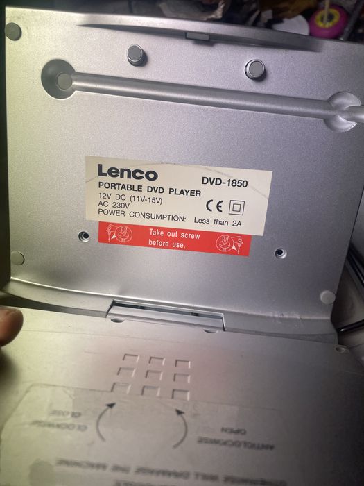Dvd playr Lenco подходящ за каравани и тирове запазен без зарядно ин