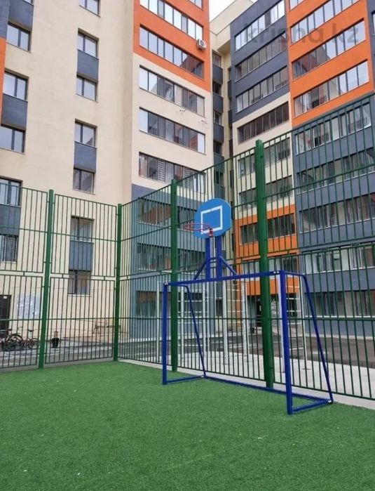 Үш бөлмелі квартира Сатылады