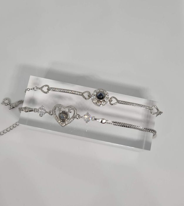 Сребърни гривни със скрито послание