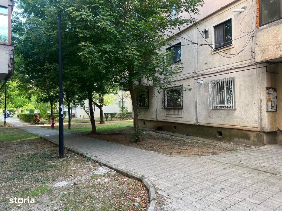Inchiriere apartament 4 camere, de lux, modificat, Targoviste, micro 3