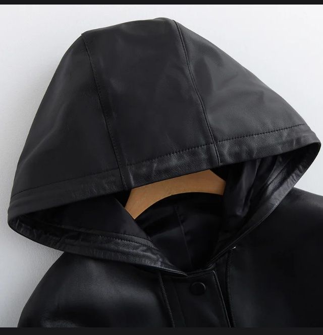 Женский плащ из экокожи