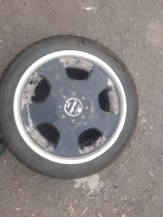 Продам шины с дисками 235/45 R18