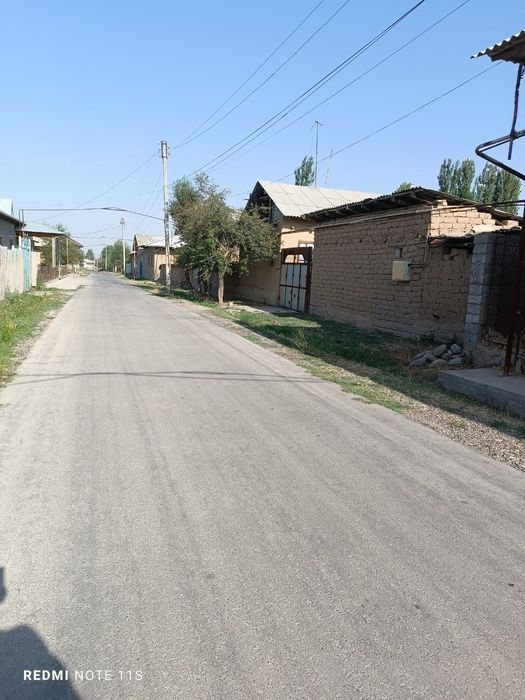 Срочно продаётся делимый участок 6 соток. Юкари Чирчикский район.