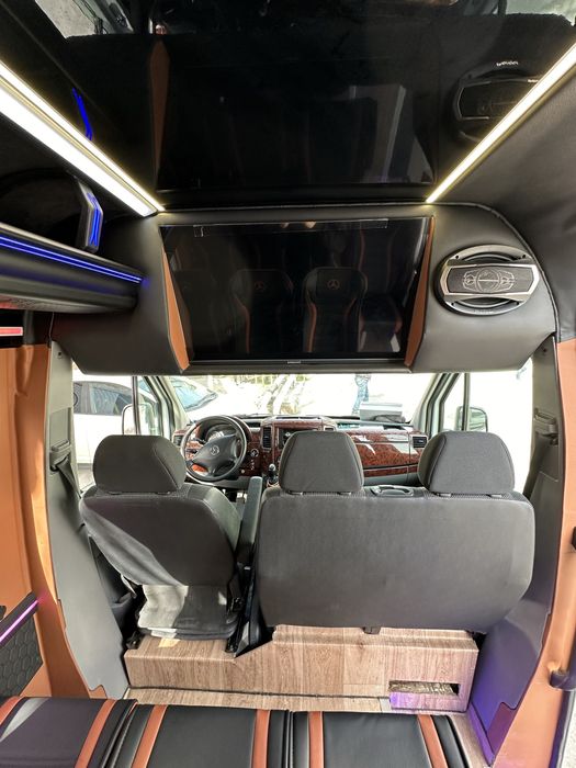 заказ микроавтобусов пассажирские перевозки транспортные услуги