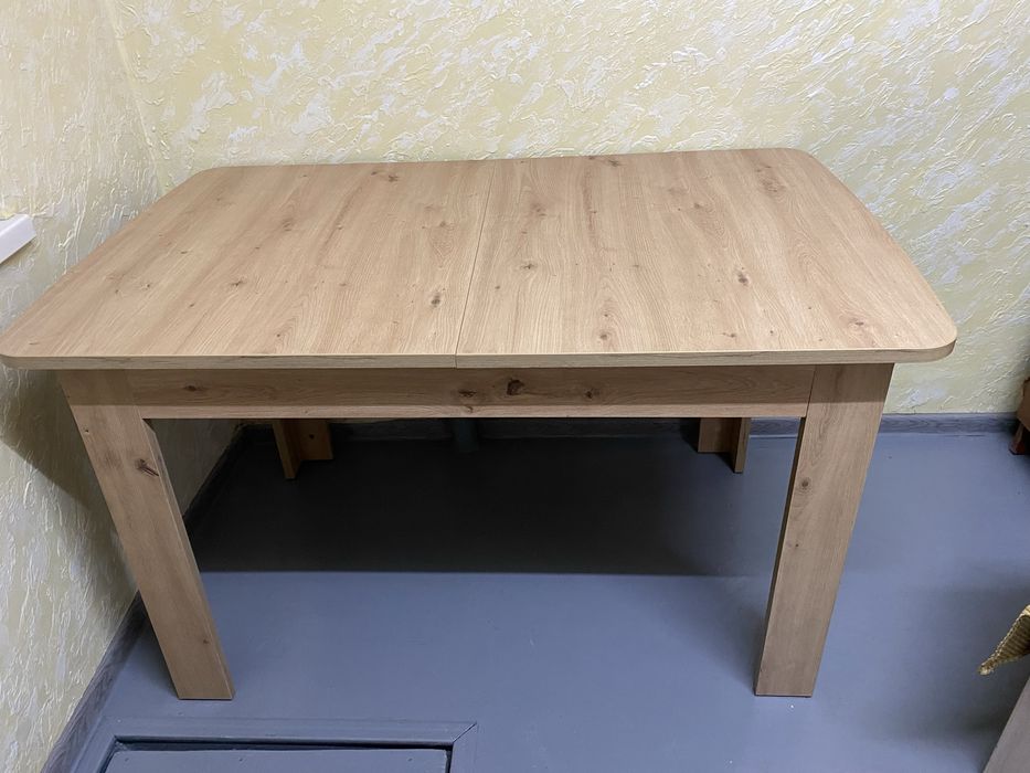 Обеденный стол, раздвижной