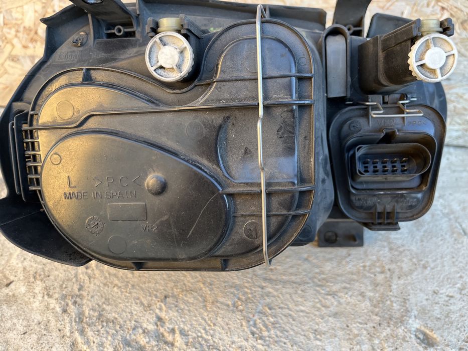 Фары передние гольф 2006 год