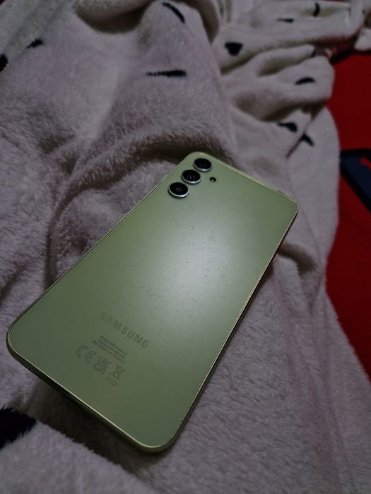 Vand 3 samsung foarte bune si intretinute