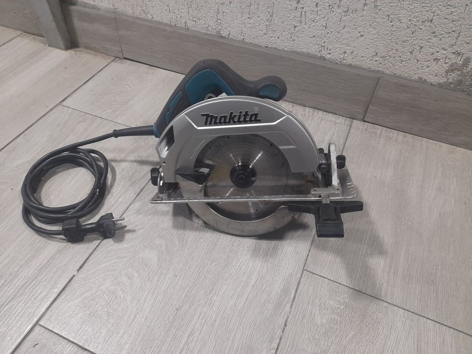 Circular Makita HS 7611