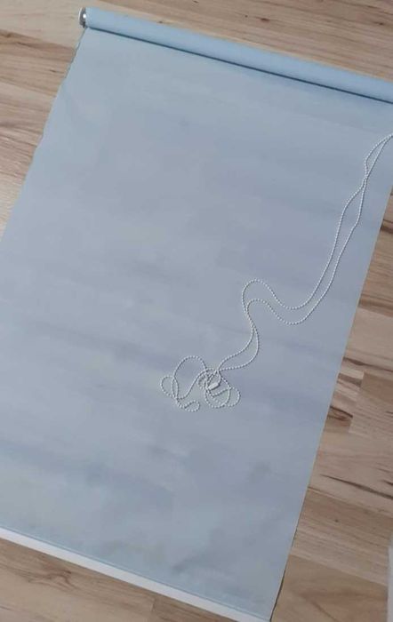 Rulouri geam noi,in stare buna