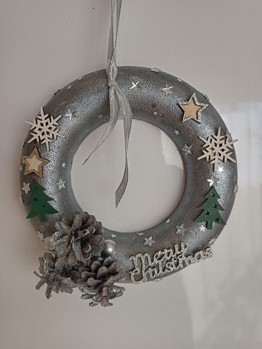 Coronițe decorative de crăciun