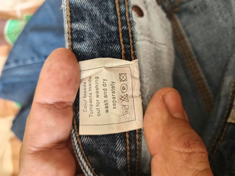 Продам джинсы wrangler