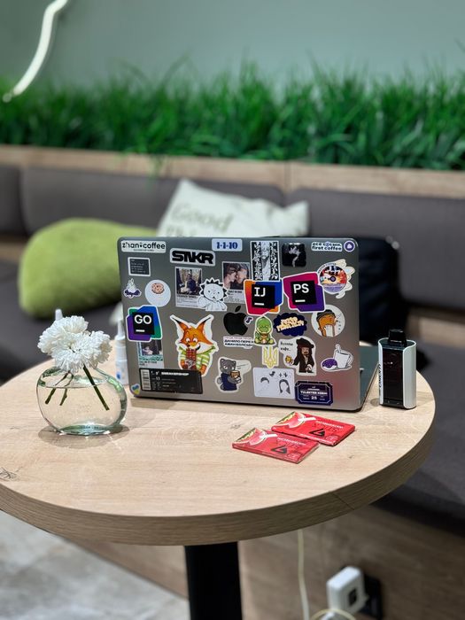 Macbook pro 13,состояние хорошее