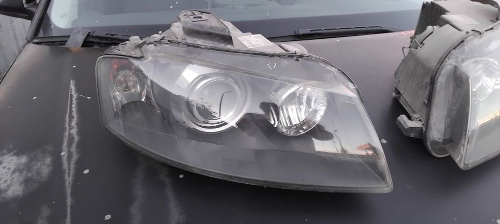 Bi Xenon завиващи фарове Audi A3 8P