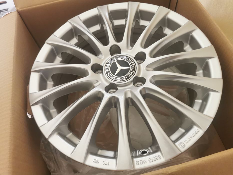 Vand jante de aliaj pentru Mercedes pe 16 marca Oxxo
