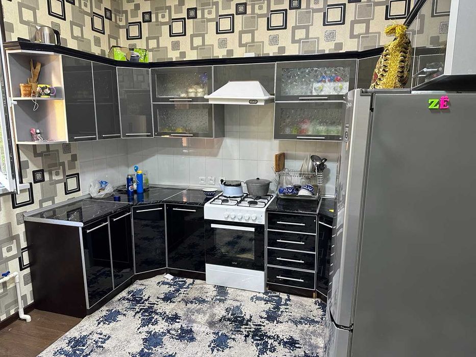 chutqarada 6 sotixli katej sotiladi