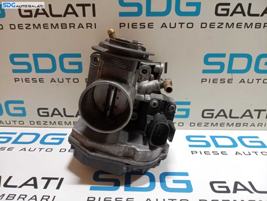 Clapeta Acceleratie Volkswagen Polo 6N 1.6 B AEE AHS ALM 1998 - 2002 Cod 030133064F [M6297]