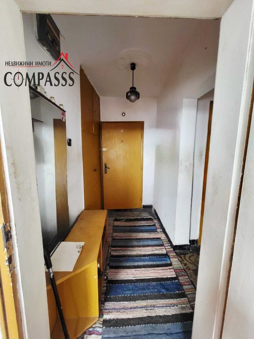 Продава се Двустаен апартамент в Добрич, Център - 44 кв.м за 1103 €/кв.м - Снимка #2