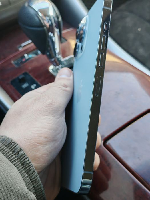 Продам Iphone 13 Pro Max 128gb