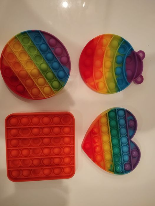 игрушки отдам за вкусняшку