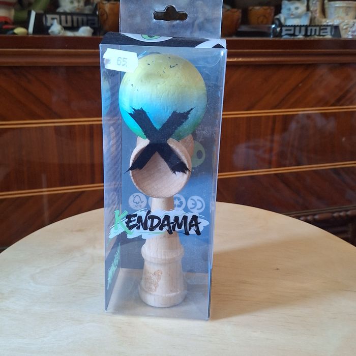 Kendama x folosita dar intr o stare buna