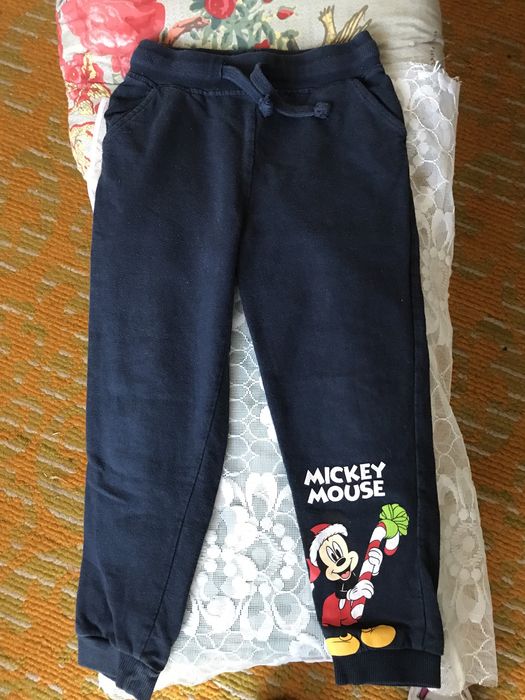 Pantaloni pentru copii 104/110  (4 bucati)