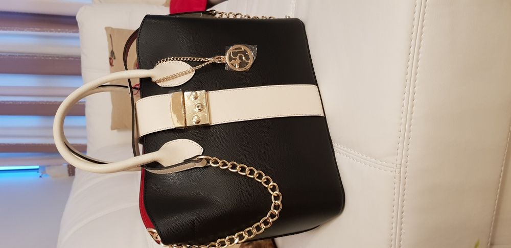 Pia Sassi Кожена чанта естествена кожа