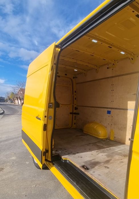 Vw crafter An 2020 10600€