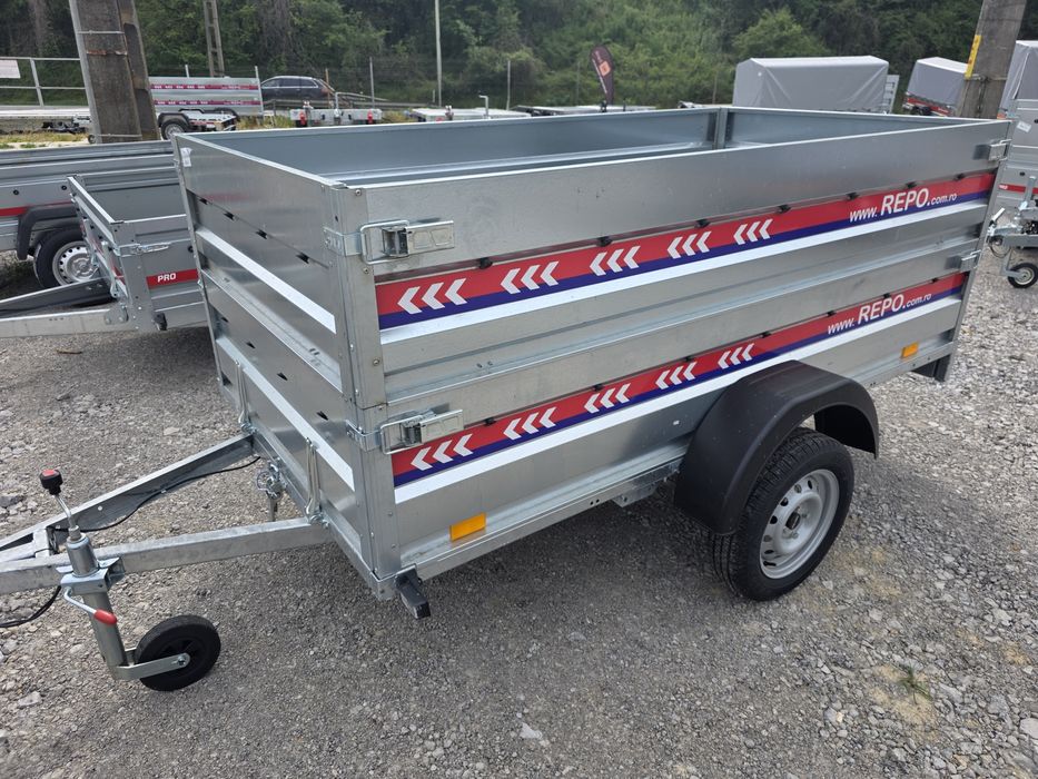 Remorca  2400 x 1250 x 780 mm basculabilă 750 kg