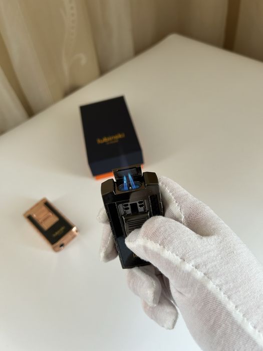 Запалка Lubinski с двоен джет пламък и вграден пънч за пури