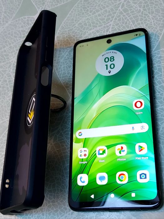 Vând Motorola G04 în stare foarte bună
