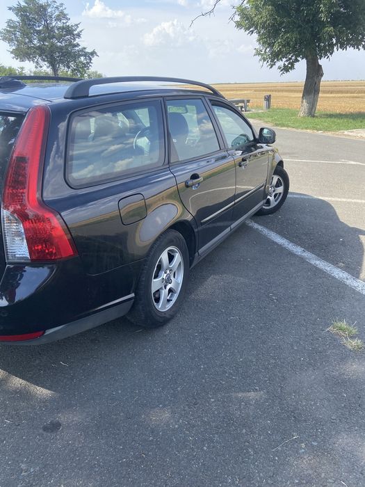 VOLVO V50 2011 — imagine 4