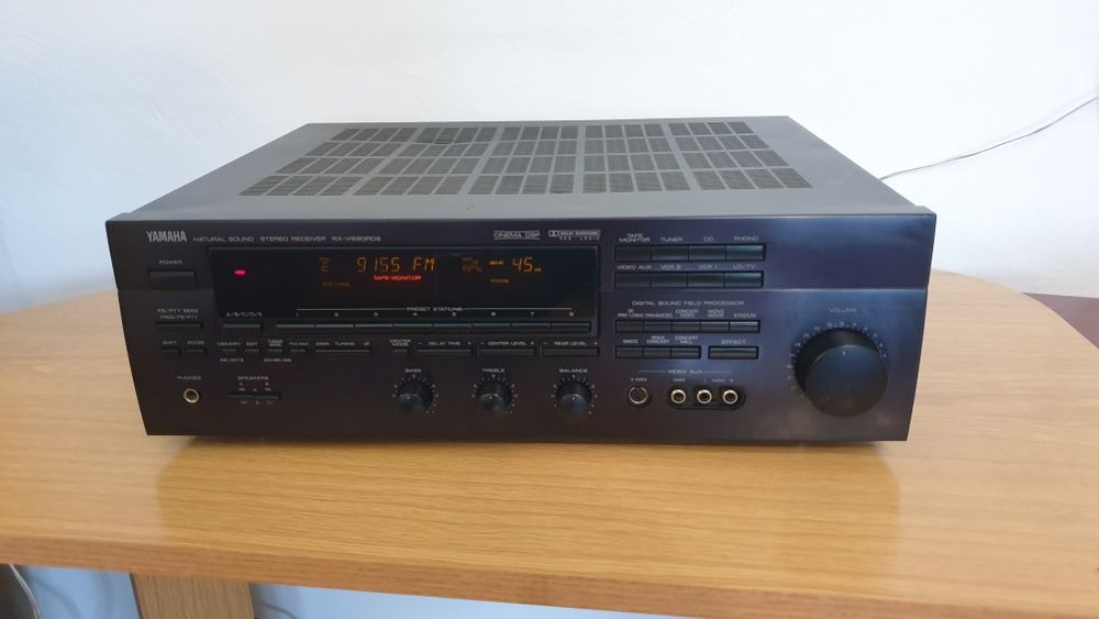 Amplituner Yamaha RX-V590 RDS