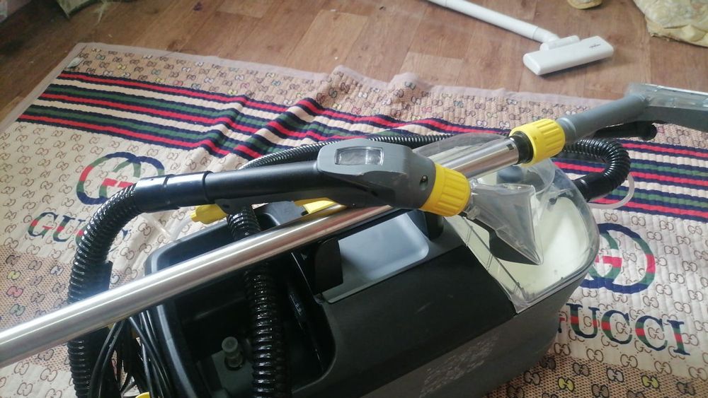пылесос, почти новый
