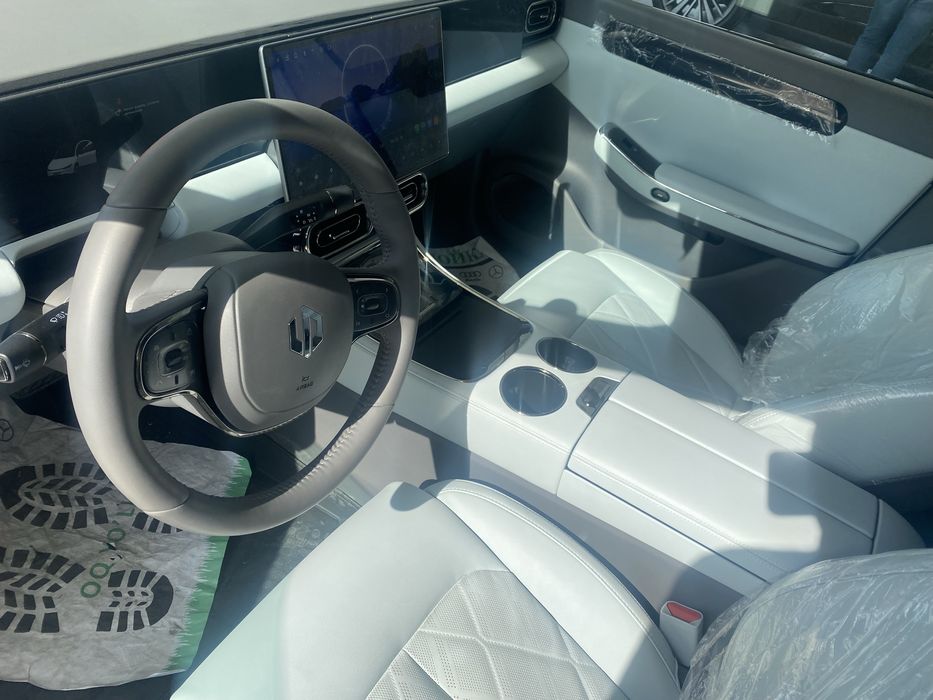 Leapmotor C01 Elektr FULL smart+dop opsiya