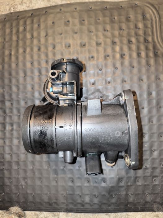 Дроселова клапа2.0,2.2 HDI Ситроен,Пежо,Ланчия,Форд,Волво