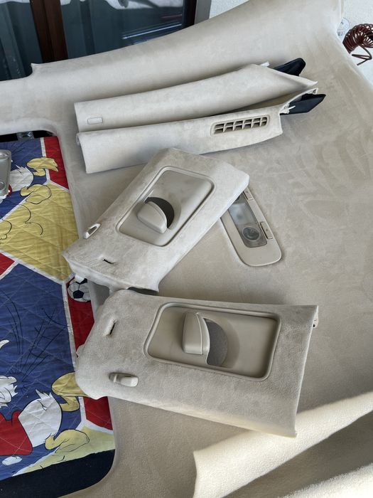 Retapitare plafon/ stalpi/ fete de usi