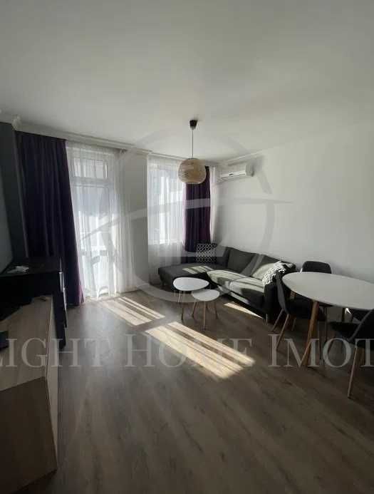 Продава се Двустаен апартамент в Пловдив, Тракия - 61 кв.м за 1100 €/кв.м - Снимка #1